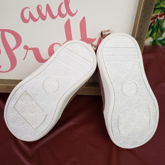 Rose Gold Shoes - Picture 3 of 3